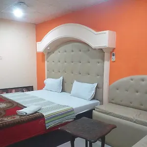 Saniya Palace Pensión